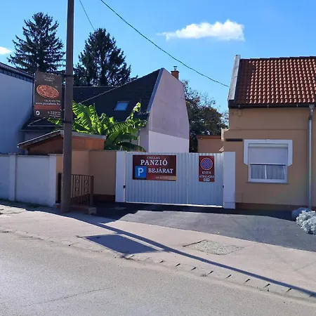 Csillag Panzio Vac